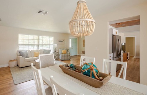 Florida Ridge House | Coast Cottage - Charming 3-bedroom house with private heated pool.