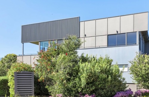 Torquay House | Coast Drive Beach and Golf 31