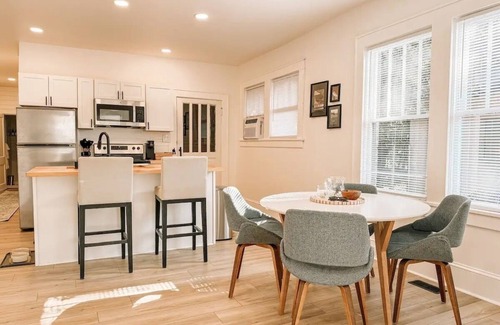 Charlotte House | Coastal 2-Bedroom Townhome located Close to Charlotte's Uptown