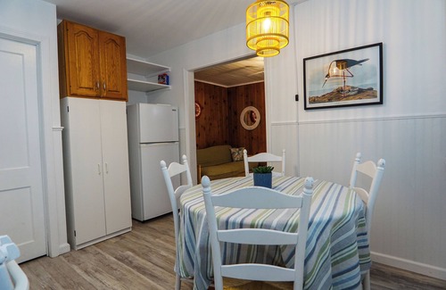 Seaside Heights Apartment | Coastal Beach Block Retreat w/Porch & Parking [1215-3]