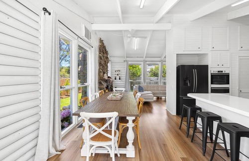 Point Lonsdale House | Coastal Bliss Awaits – Beachside Holiday Escape in Old Point Lonsdale