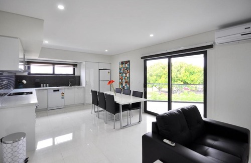Rockingham Apartment | Coastal By Rockingham Apartments