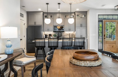 Melrose on the Beach House | Coastal Carolina Cottage- Oceanfront sleeps 20!