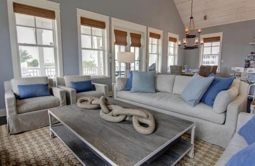 Cinnamon Shore House | Coastal Charm 258 HI