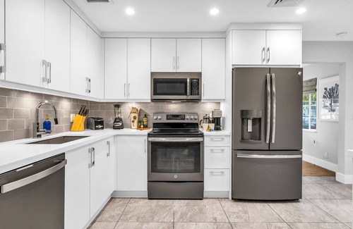 Southland Park House | Coastal Chic | Boho Surf Hideaway w/Pool in WPB