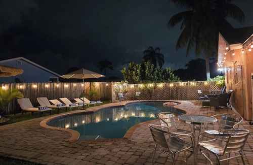 Boynton Beach House | Coastal Chic Escape - 4BR Retreat in Boyton Beach