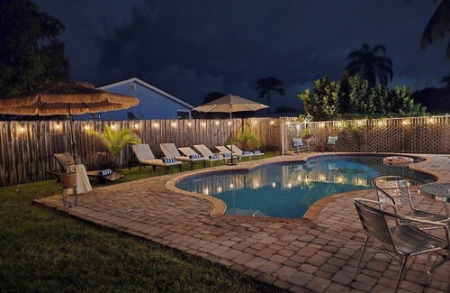 Boynton Beach House | Coastal Chic Escape - 4BR Retreat in Boyton Beach