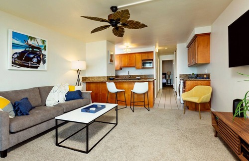 Maalaea Condo | Coastal Chic Ocean Front Stunning View w AC