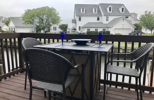 North Ocean City House | Coastal chic waterfront townhouse w/bayside sunsets.