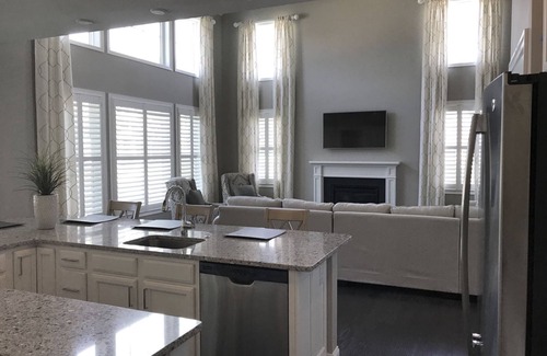Lewes House | Coastal Club * 5BR King Fisher. Model Luxury House * Sleeps 12