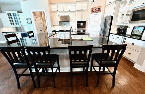 Lewes House | Coastal Club Beach House w/Resort Style Amenities, w/3 BR Suites, *Pet
