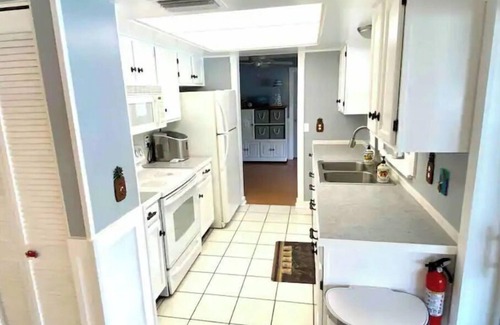 Bradenton House | Coastal Coconut Cove near Anna Maria Island