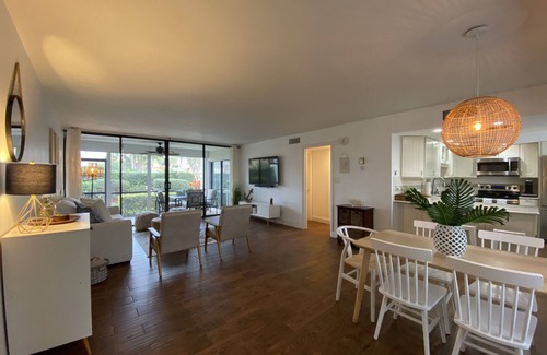 Fort Pierce Condo | Coastal Condo: Spacious 2/2 ground floor end unit with Beach & Golf Course