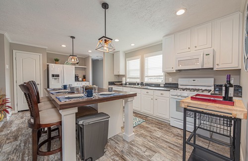 Milton House | Coastal Cottage 15 Minutes to Lewes Beach + Bike Trail Access.
