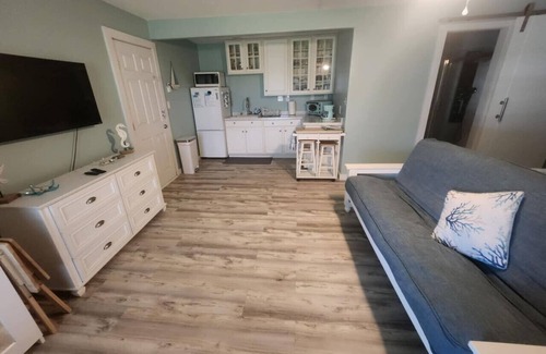 Palacios Apartment | Coastal Cottage Bay House - Bayview Studio – Fish, Swim, Enjoy!
