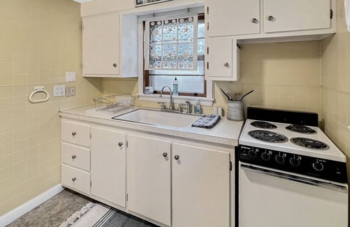 Wells Cottage | Coastal Cottage close to the Nubble Lighthouse