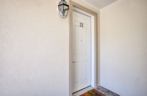 Biloxi Apartment | Coastal Cowgirl In Downtown Biloxi