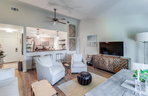 Beachwood East Villa | Coastal Elegance steps away from the beach & resort amenities! Lagoon Villa 44