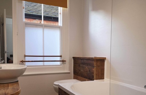Sandgate Apartment | Coastal Escape Sandgate