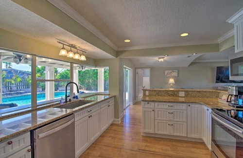 Golden Beach Estates House | Coastal Getaway-Heated Pool-Walk to Beach