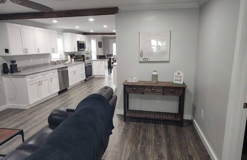 Morehead City House | Coastal Getaway 5 min from the beach and Morehead's Waterfront