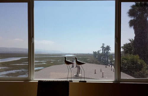 Imperial Beach Condo | Coastal Getaway - steps to the beach, minutes to Coronado