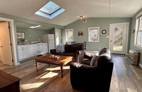 Vineyard Haven House | Coastal getaway! Walk to Lamberts Cove Beach