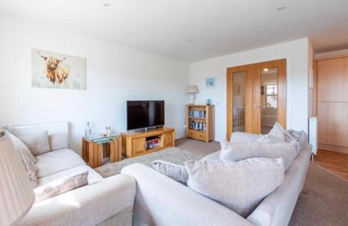 Crail House | Coastal Haven- stunning home in Crail