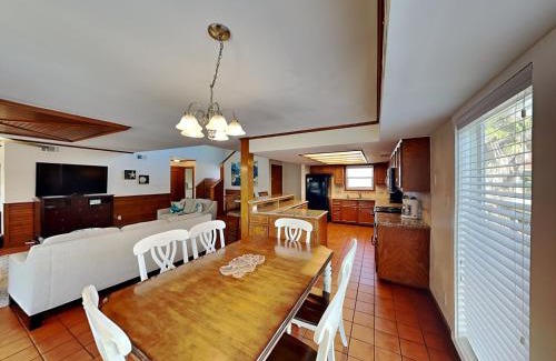 Leeward Sands House | Coastal Hideaway