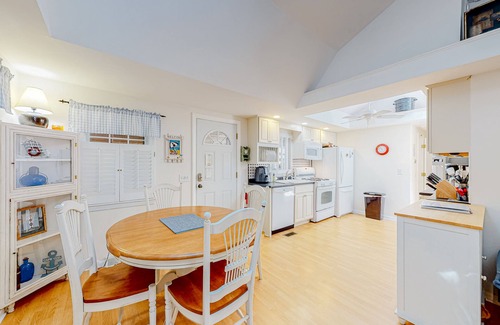West Harwich House | Coastal home w/central AC & fenced yard - five-minute walk to Earle Road Beach