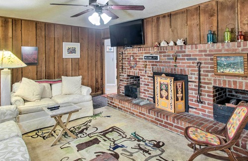 Darien House | Coastal Home w/ Fire Pit, 2 Mi to Dtwn Darien