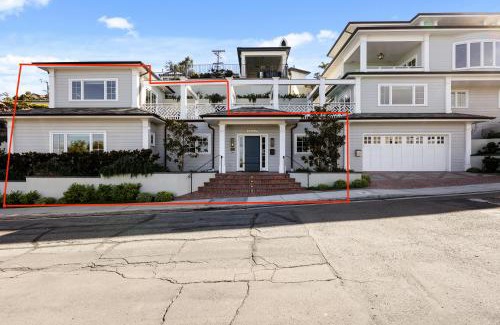 Village of La Jolla House | Coastal La Jolla Luxury - AC & Large Ocean View Patio!