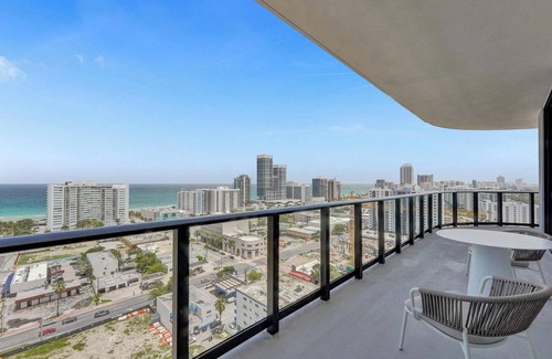 North Beach Condo | Coastal Luxe | Elegant 2BR/2BA Getaway in Miami Beach