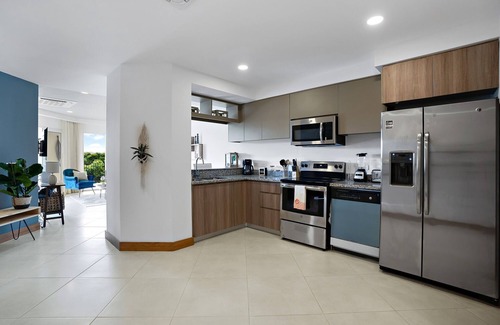 Playa Langosta Condo | Coastal Luxury Condo, 100 mgps Internet and GYM