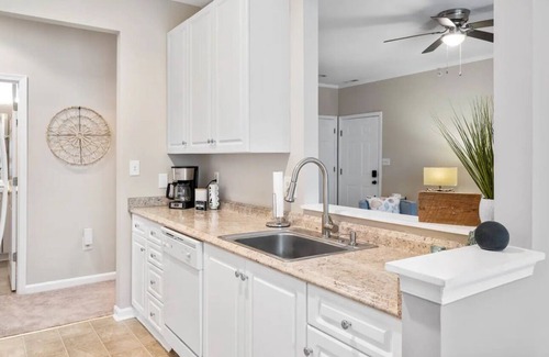 Rehoboth Beach Apartment | Coastal Modern Condo - Central Location!