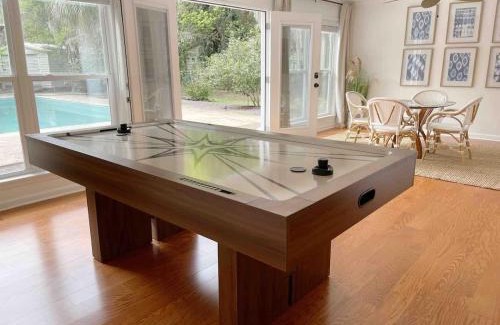 Talahi Island House | Coastal Oasis w Pool Near Beach and Downtown!