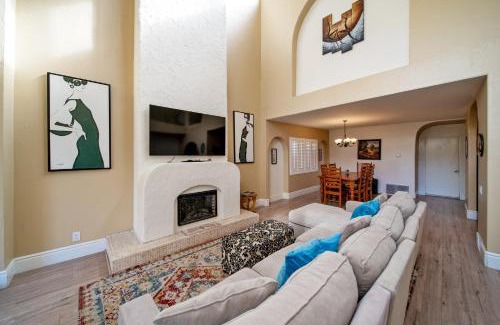 Corona del Mar House | Coastal Pet Friendly Gem Near the Beach and Shopping