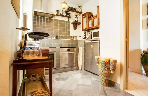 Sotogrande Apartment | Coastal Retreat with Balcony