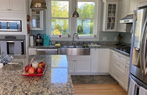 Stockton Springs House | Coastal Retreat: Your Perfect Maine Vacation Getaway.nnPet Friendly