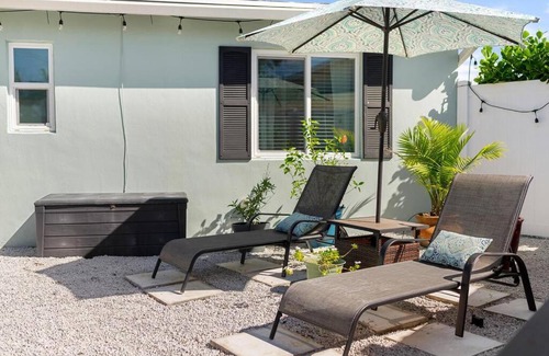 North Palm Beach House | Coastal Retreat 3 bedroom 2 bath with Hot Tub