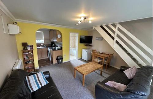 Corton House | Coastal Retreat at Waterside Park