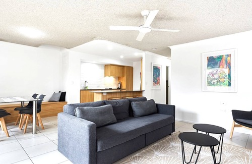 Sunrise Beach Apartment | Coastal Retreat Pool, Views & Gourmet Delights