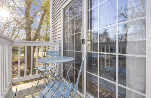 Fairfield House | Coastal Retreat: Charming 3-Bedroom Fairfield Townhouse nr Beaches & Town Center
