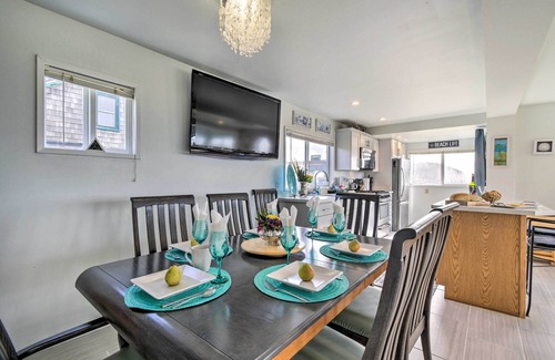 Pacific Beach House | Coastal Retreat: Deck, Ocean Views + Walk to Beach