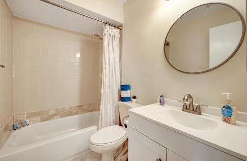 Stuart House | Coastal Retreat Near Downtown Stuart