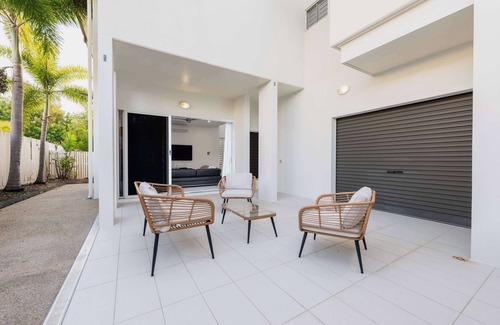 North Ward House | Coastal Retreat Summa