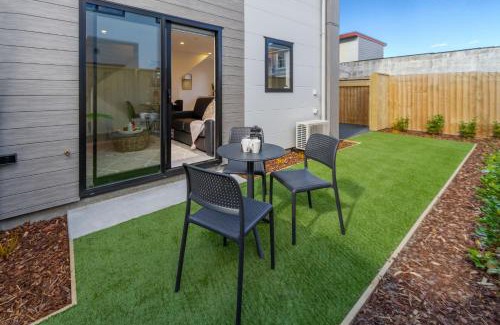 New Brighton Apartment | Coastal Sands Escape 1 bed 1 bath w/sofa bed