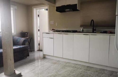 Victoria West Apartment | Coastal Serenity Suites