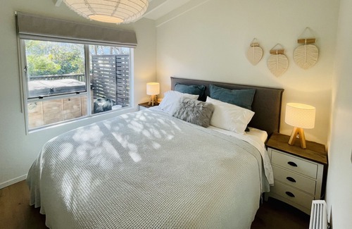 Waikanae House | Coastal Style with Sea Views and a Hot Tub
