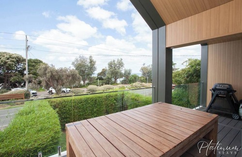 Indented Head House | Coastal View On The Esplanade